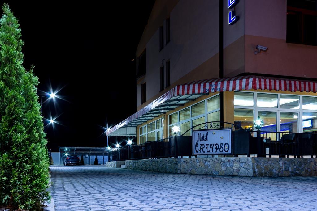 Motel Calypso ทราฟนิค ภายนอก รูปภาพ