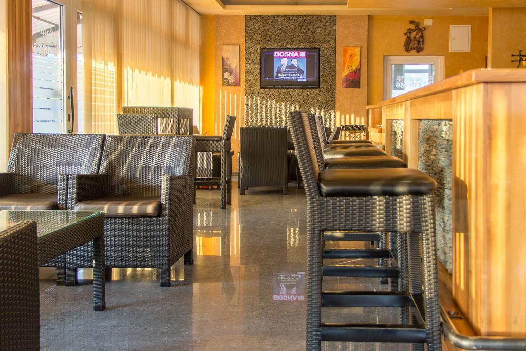 Motel Calypso ทราฟนิค ภายนอก รูปภาพ